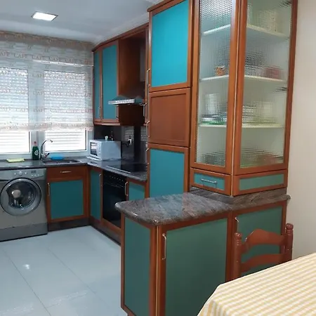 Rua A Plaza La Constitucion 16 * Finisterra