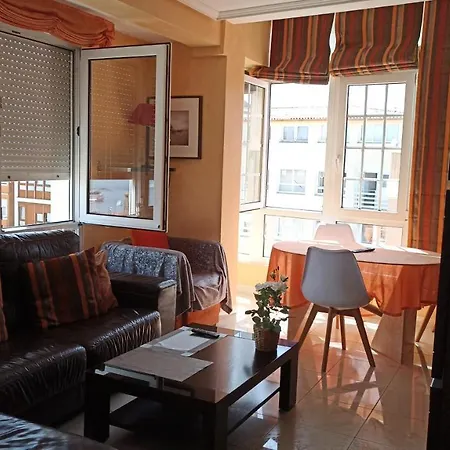 Rua A Plaza La Constitucion 16 * Finisterra