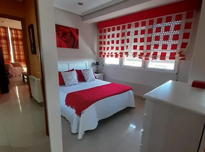 Rua A Plaza La Constitucion 16 *