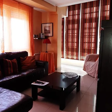 Rua A Plaza La Constitucion 16 * フィニステレ