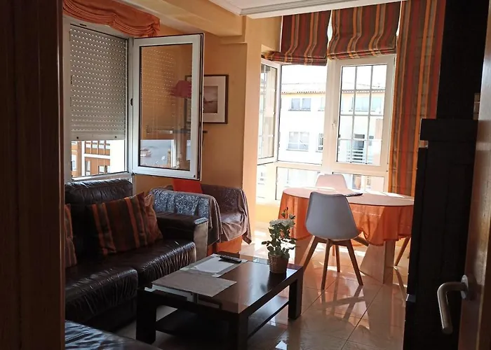 Rua A Plaza La Constitucion 16 * فينيستيري